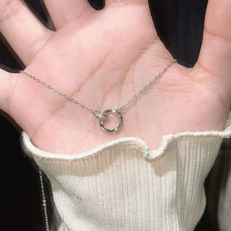 S Pure Silver Mobius Necklace With Feminine Temperament, Niche Design, Exquisite Versatile, High-end Autumn And Winter_voghion.com