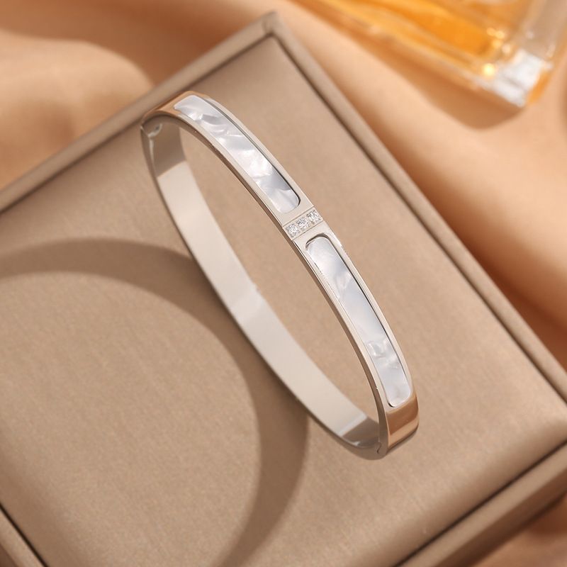 Titanstål högkvalitativt vitt skal pärlemorarmband kvinnligt diamantbesatt enkelt personlighetsarmband i design trendig och färgäkta_voghion.com