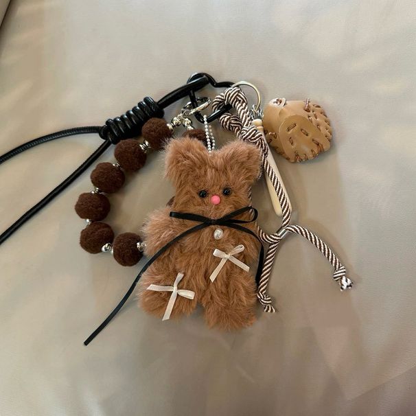 Ciondolo decorativo per borsa e zaino di alta qualità, realizzato a mano in Coreano, con simpatico orsetto marrone e coniglietto_voghion.com