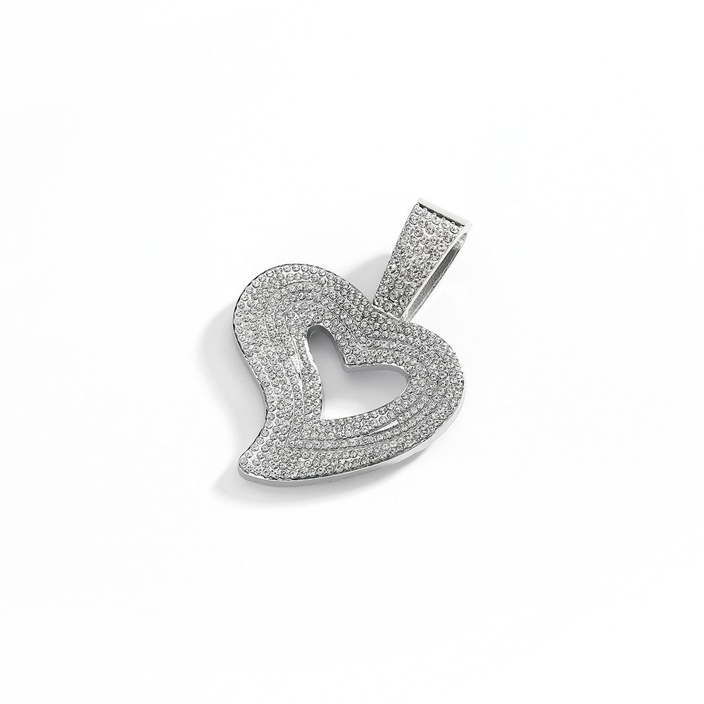New Men's Women's Large Heart Alloy Necklace With Hip-hop Personality And Fashionable Rap Setting Pendant_voghion.com