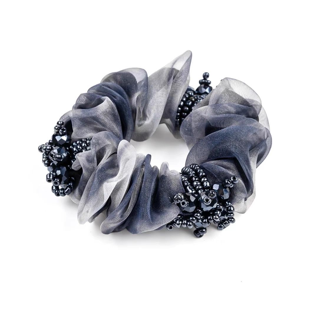 Elegante accessorio per capelli da donna, elastico per capelli in organza con perline di cristallo grigio fatto a mano_voghion.com