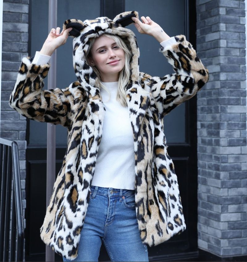 Vêtements pour femmes fourrure de castor col à capuche élégant femmes imitation fourrure manteau pour les femmes_voghion.com