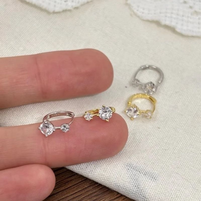 Petites boucles d'oreilles scintillantes en mini zircon, style coréen minimaliste et élégant, bijoux d'oreille raffinés pour piercing._voghion.com