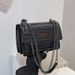 Tasche - Elegante und raffinierte europäische Retro-Ketten-Clutch - Modische Umhängetasche mit einer Schulter_voghion.com