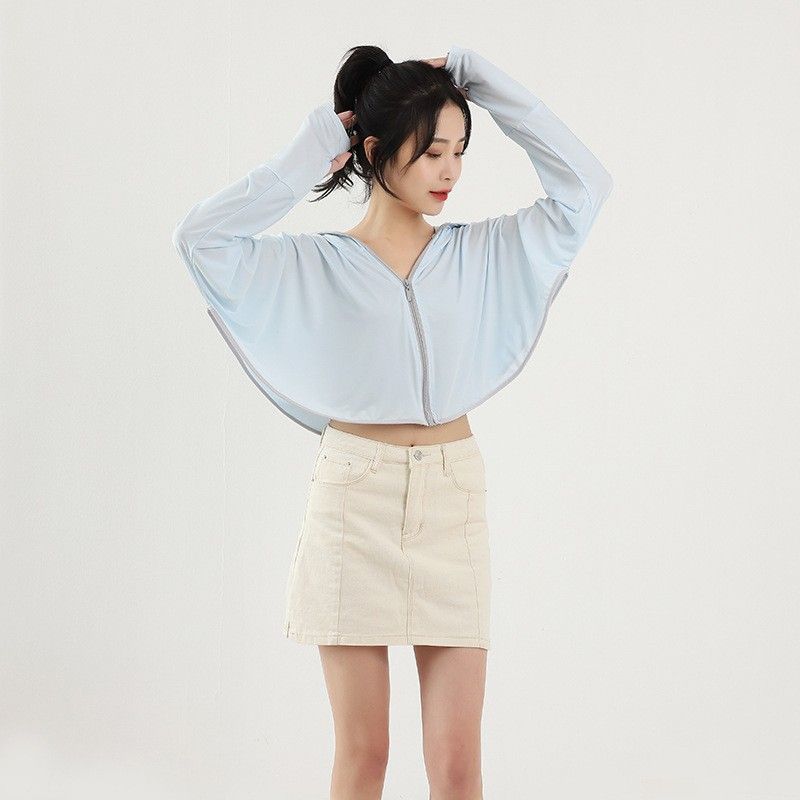 Sonnencape aus Eisseide mit UPF50+ und Kapuze – leichtes und atmungsaktives UV-Schutz-Coverup (übergroße Kapuze, lockere Passform)_voghion.com