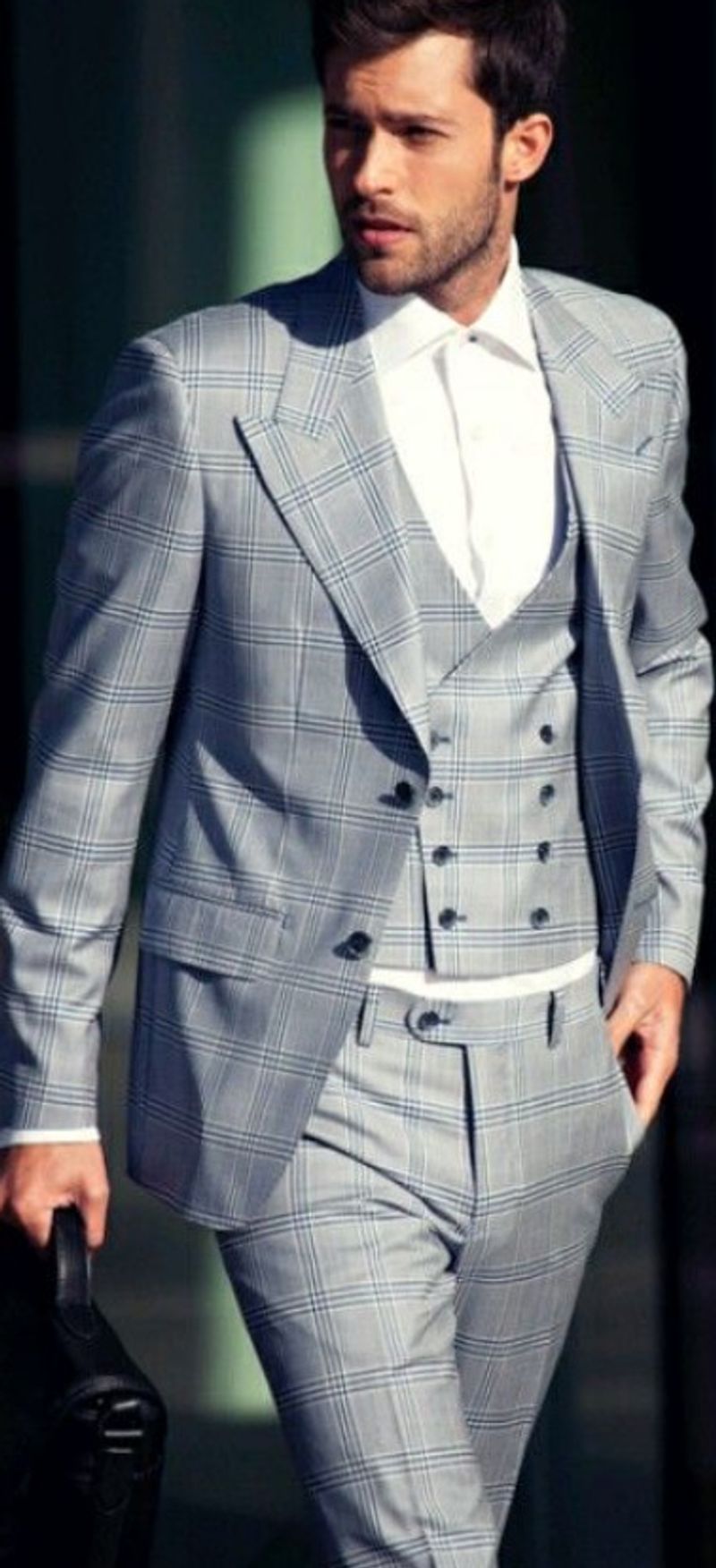 Business-Casual-Anzug für Herren. Modeanzug für den besten Mann des Bräutigams_voghion.com