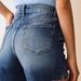 Women's Fashionable Denim Shorts And Quarter Pants_voghion.com