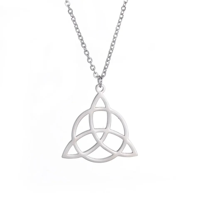 Skyrim Viking Irish Celtics Collana con ciondolo a nodo per donne Amuleto Triquetra Collane a catena Gioielli in acciaio inossidabile Regali_voghion.com