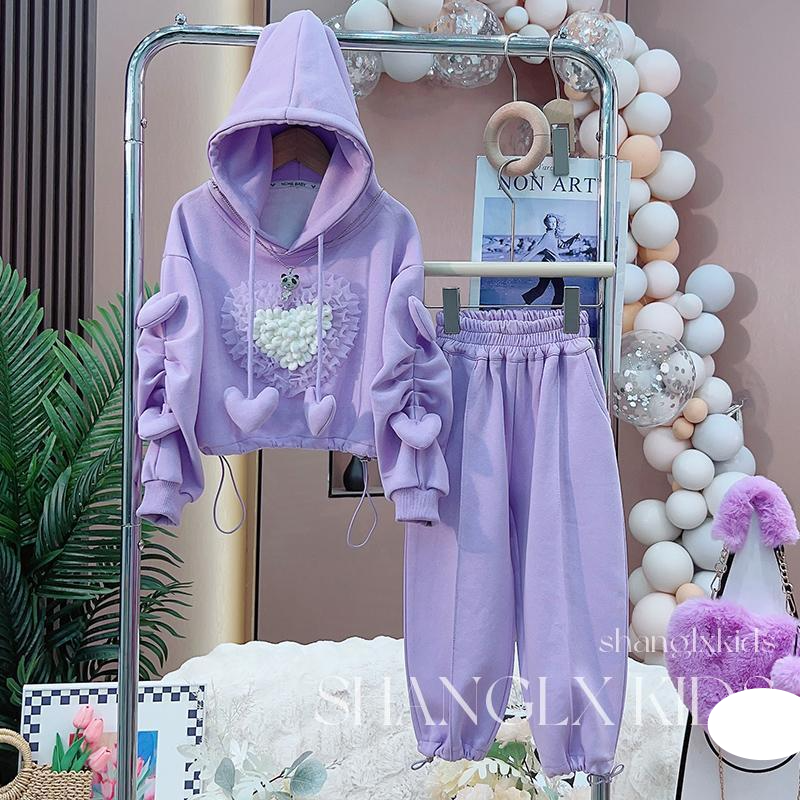 Ropa para niños Traje para niñas 2024 primavera y otoño nuevo estilo coreano con capucha suéter cárdigan de corazón pantalones casuales traje de dos piezas de moda_voghion.com