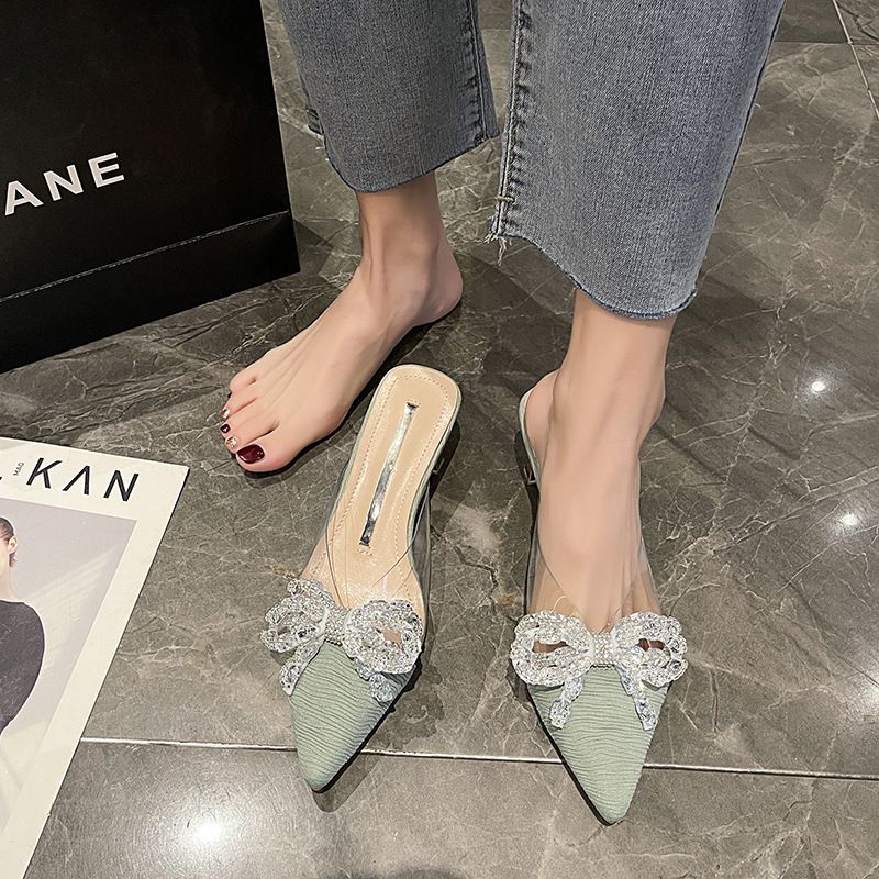 Sandálias femininas elegantes com salto fino e laço francês - Chinelos de verão com salto grosso e detalhes em strass_voghion.com