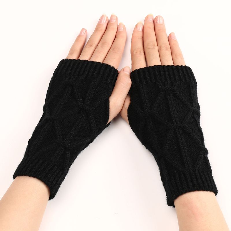 New Dia Shaped Short Gloves For Autumn Winter Men's And Women's Fashion Sleeves, Knitted Yarn Insulation, Half Finger_voghion.com