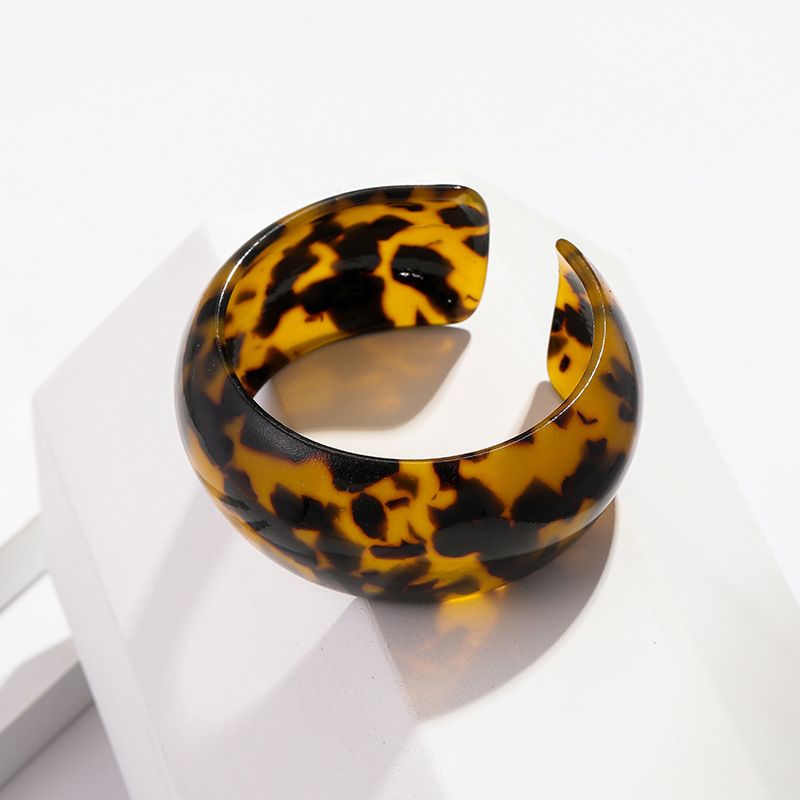 Leopard Print Acetate Open Bracelet For Women_voghion.com