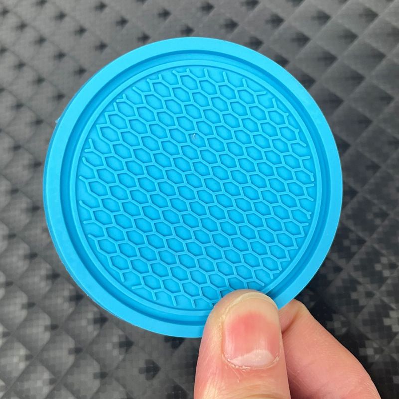 Car mounted water creative circular soft rubber cup storage mat universal anti slip car interior products_voghion.com