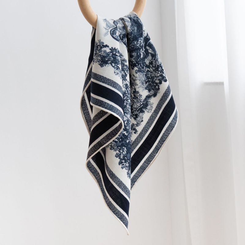 Mulberry silk, wool, silk scarves, simple versatile square for mothers and elders, fashionable women's scarves_voghion.com