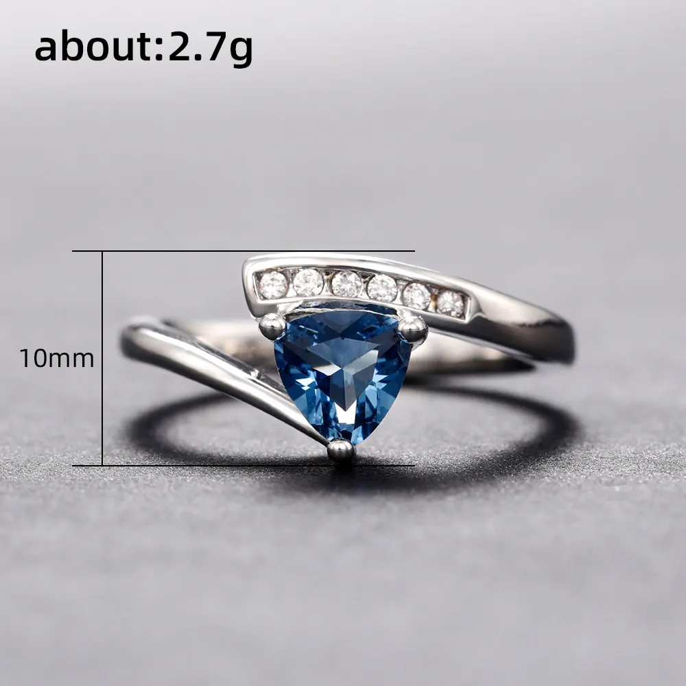 Cao Shi's New Handicraft Twisted Arm Micro Incrusté D'encre Bleu Zircon Anneau Romantique Lumière Style Bague Femme_voghion.com