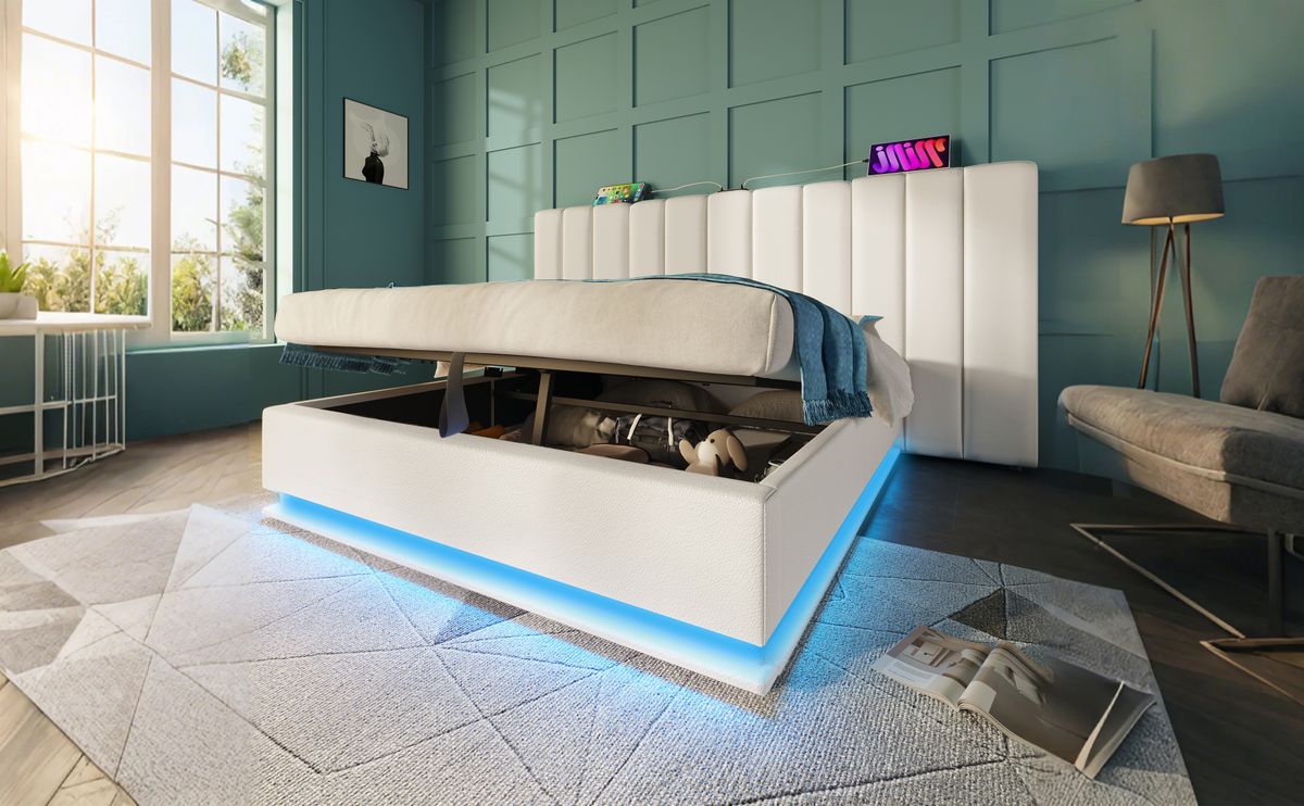 Lit double 160 x 200 cm avec rangement intégré, éclairage LED et recharge USB-C via application, sommier à lattes et matelas inclus, similicuir, blanc_voghion.com