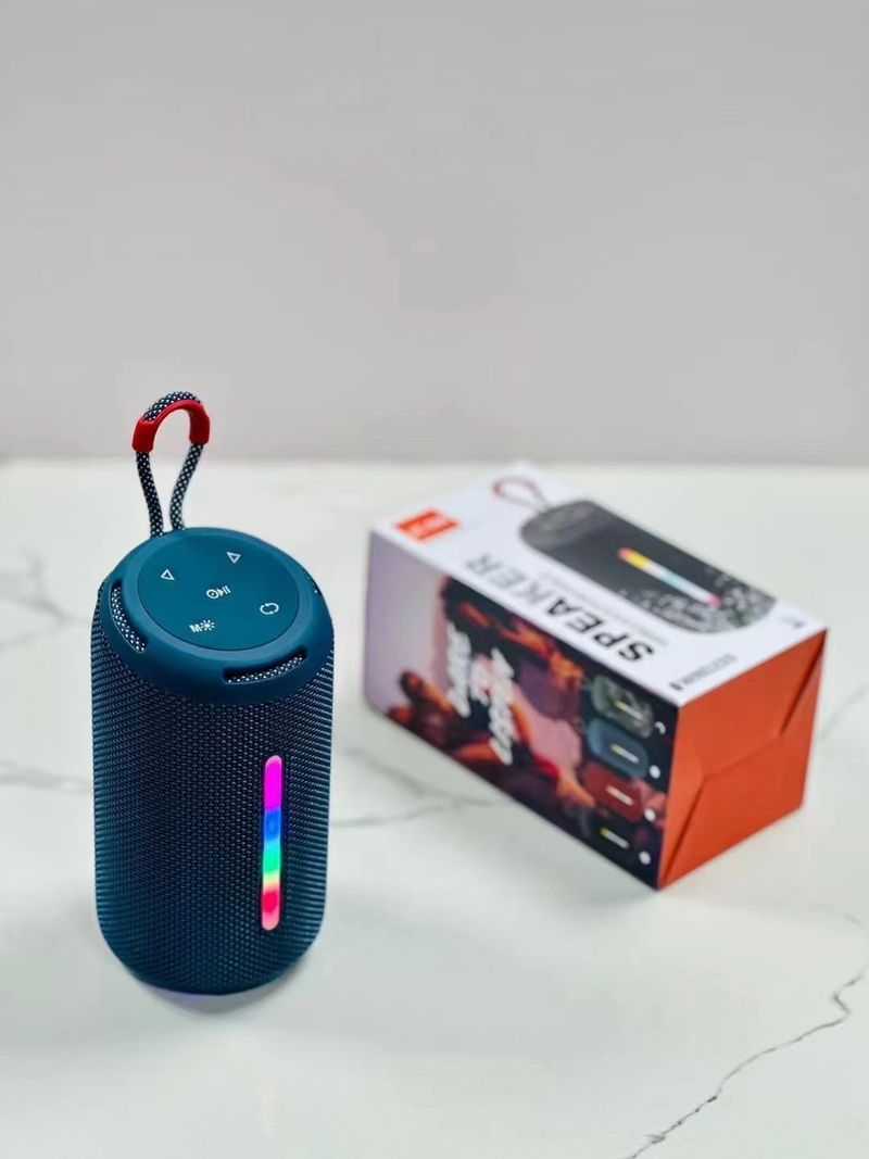 2023 Új JC-500 vezeték nélküli Bluetooth kültéri, kényelmes, húzózsinóros, 10 W-os hangszóró_voghion.com