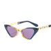 Trendige dreieckige Sonnenbrille mit Metallkette, modisch, Internet-Star, konkav geformt, gestreift – perfekt für Posen und als Accessoire._voghion.com