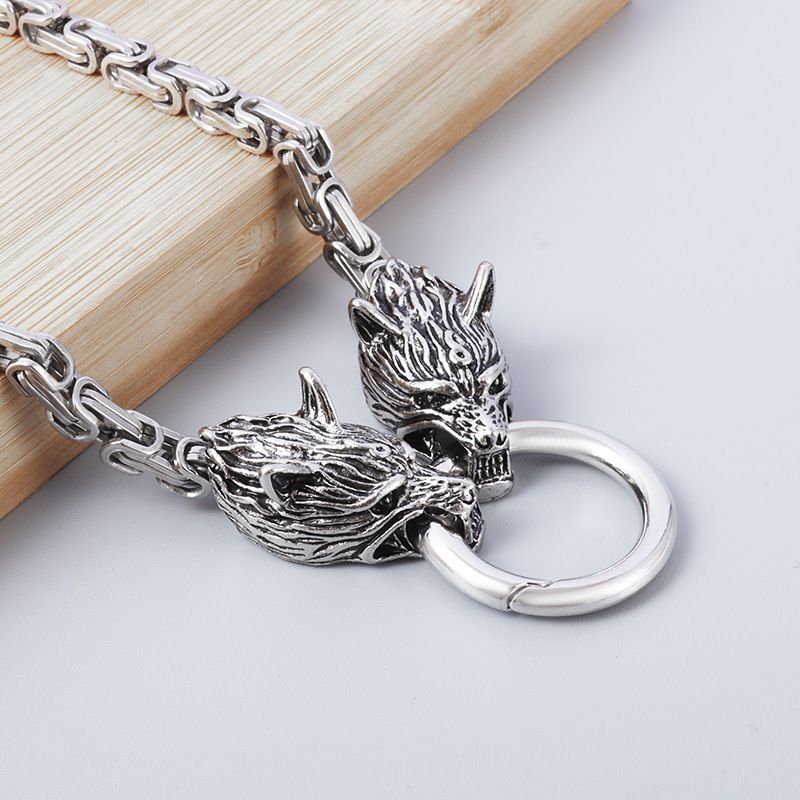 Collana da uomo in acciaio inossidabile con nodo celtico vichingo Tomahawk, collana a catena con testa di lupo in metallo, regalo_voghion.com