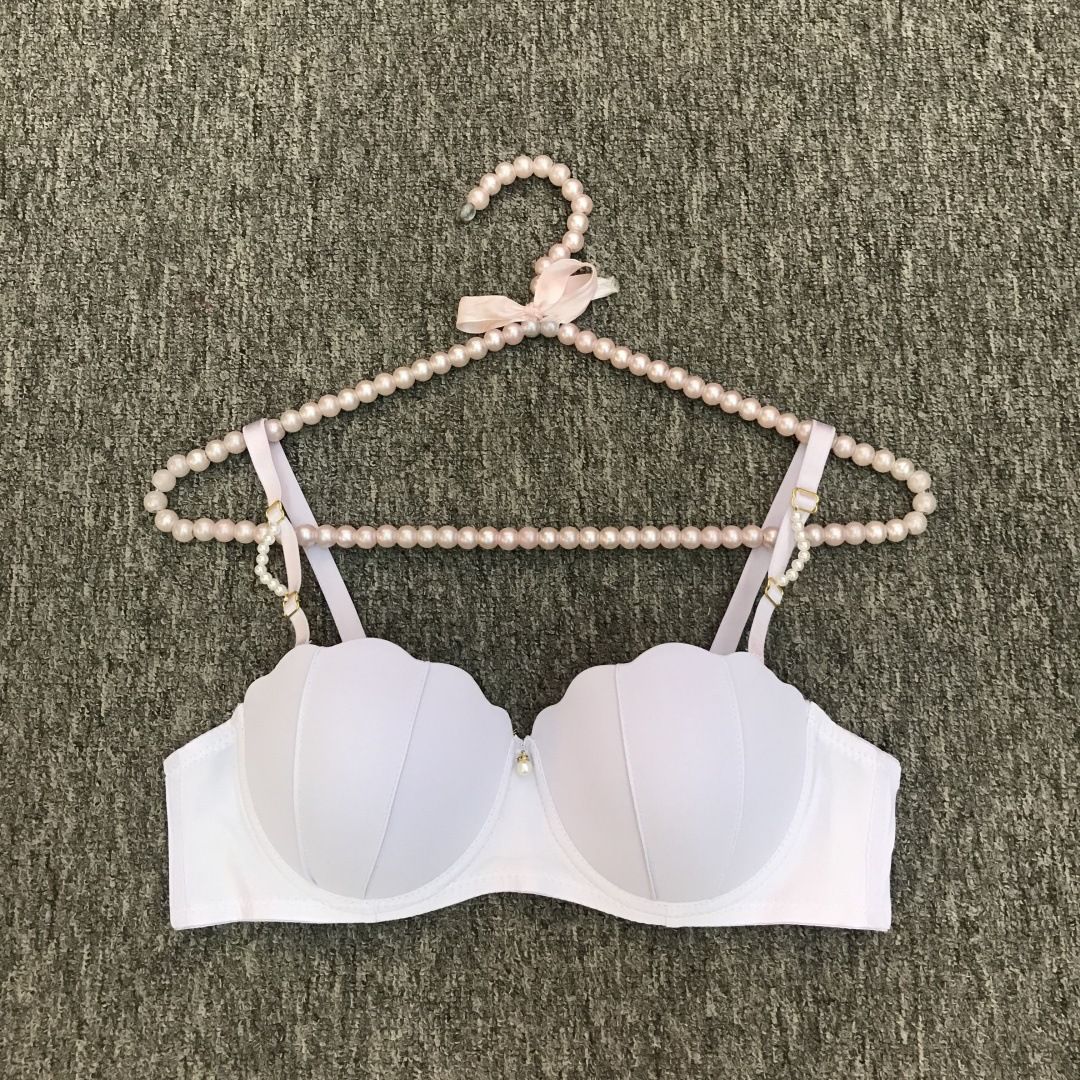 Sujetador push-up con aros y encaje para mujer: realce sensual y cómodo con tirantes ajustables._voghion.com