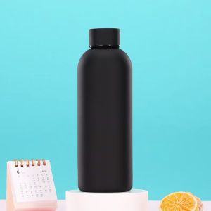 Copo térmico portátil de aço inoxidável 304, ideal para viagens e estudantes, com design moderno e elegante, perfeito para café e bebidas. Lançamento de 2025._voghion.com