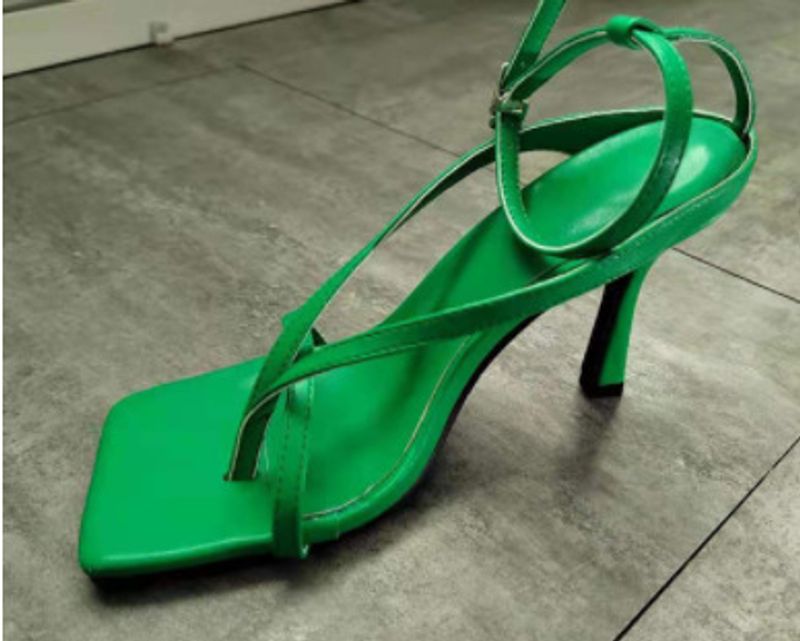 Stylish Square Toe Sandals With High Heels_voghion.com