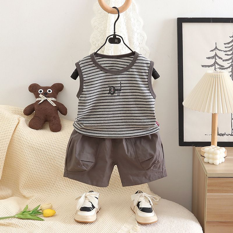 Gestreepte kattenvestset voor jongens 2025 Nieuwe modieuze mouwloze zomeroutfit voor kinderen in Koreaanse stijl voor babykleding_voghion.com