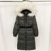 Cappotto di lusso in piumino d'anatra bianco con cintura in vita e finiture in pelliccia di volpe, parka invernale lungo con cappuccio per donna_voghion.com