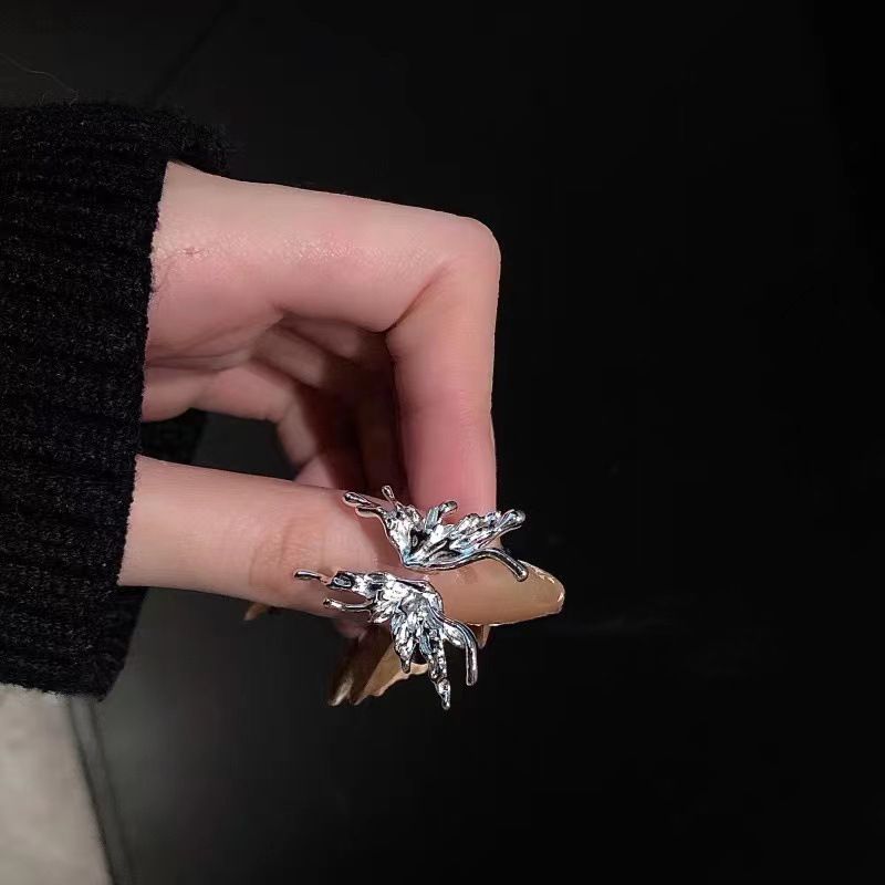 Personalisierter Schmetterling offener Ring weiblicher Ins-Trend Nischendesigner Sinn Internet-Berühmtheit kalter Stil Mode Zeigefingerring_voghion.com