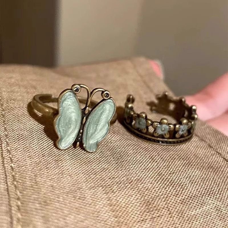 High-Value Versatile Vintage Layered Butterfly Distressed High-End Niche Flower Open Ring For Women_voghion.com