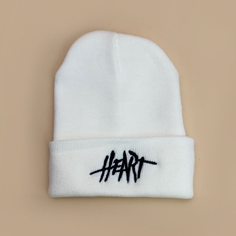 Unisex-Strickmütze mit besticktem Buchstabenmuster – Stilvolle Wintermütze für Damen und Herren – Weiche Acryl-Baumwollmischung – Verstellbare Passform (54–58 cm) – Mehrere Farben_voghion.com