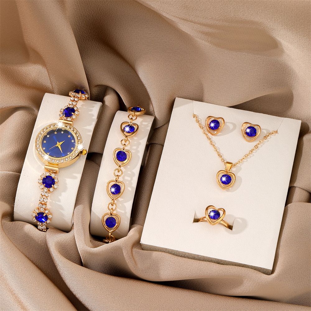 2024 Nouveau Bijoux pour Femmes Incrustés de Diamants Ensemble de Quatre pièces Montre de Décoration de Mode à Quartz Simple et Compacte pour Femmes_voghion.com
