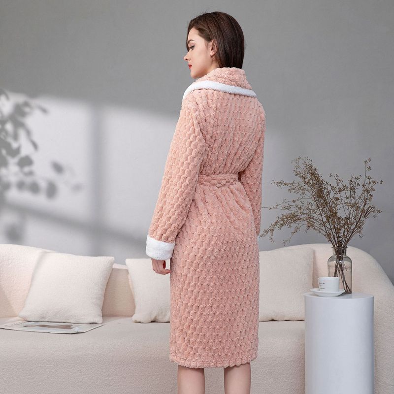 Dicker Bademantel aus Fleece mit Revers und Schildkrötenrücken für Herbst und Winter, Bademantel mit Kontrastmuster und Rautenmuster, warmer und bequemer, lockerer Pyjama in großer Größe_voghion.com
