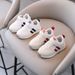 Scarpe da ginnastica da papà primavera e autunno 2025 per bambini di 1-2 anni, bianche, traspiranti, versatili._voghion.com