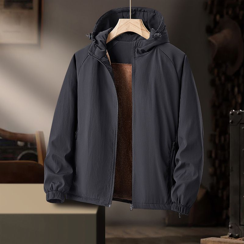 Fleecegefütterte Softshelljacke für Herren mit Kapuze – winddicht, warm und bequem für Outdoor-Aktivitäten und Freizeit (Schwarz, Olivgrün, Dunkelgrau)_voghion.com