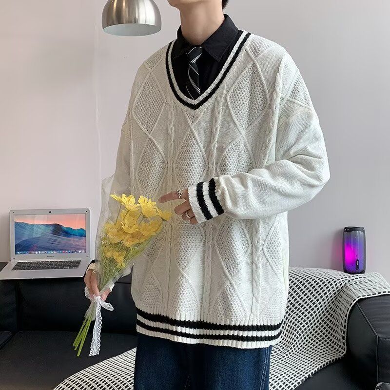 Neuer beliebter Jugendtrend mit langen Ärmeln, lässig, schlicht, normaler Herbstpullover, kontrastierender gestreifter V-Ausschnitt, Weste für den Winter_voghion.com