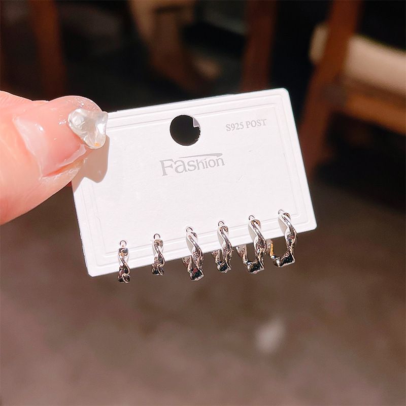 2024 New Product Smooth Geometric Round Zircon Buckle Instagram Style Simple and Versatile Fashion Ear Stud Ring Jewelry_voghion.com