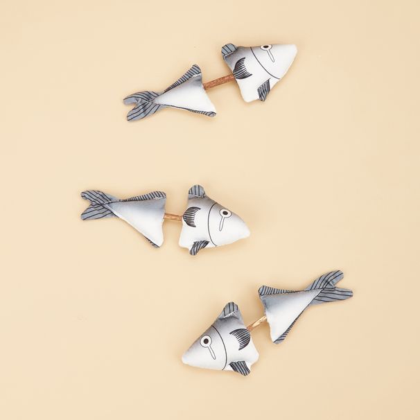 Mint Cartoon Plüsch Beißring Realistische Fische Frischer Atem Katze Langeweile Relief Spielzeug Zähne Reinigung_voghion.com