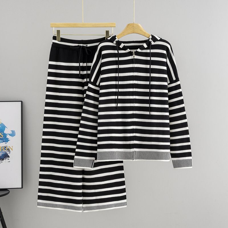 Korean Oversized Stripe Knit Set – Zip-Up Cardigan & Lounge Pants (Rayon-Polyester Blend, Free Size, Minimalist Two-Piece Outfit, Beige/Black)_voghion.com