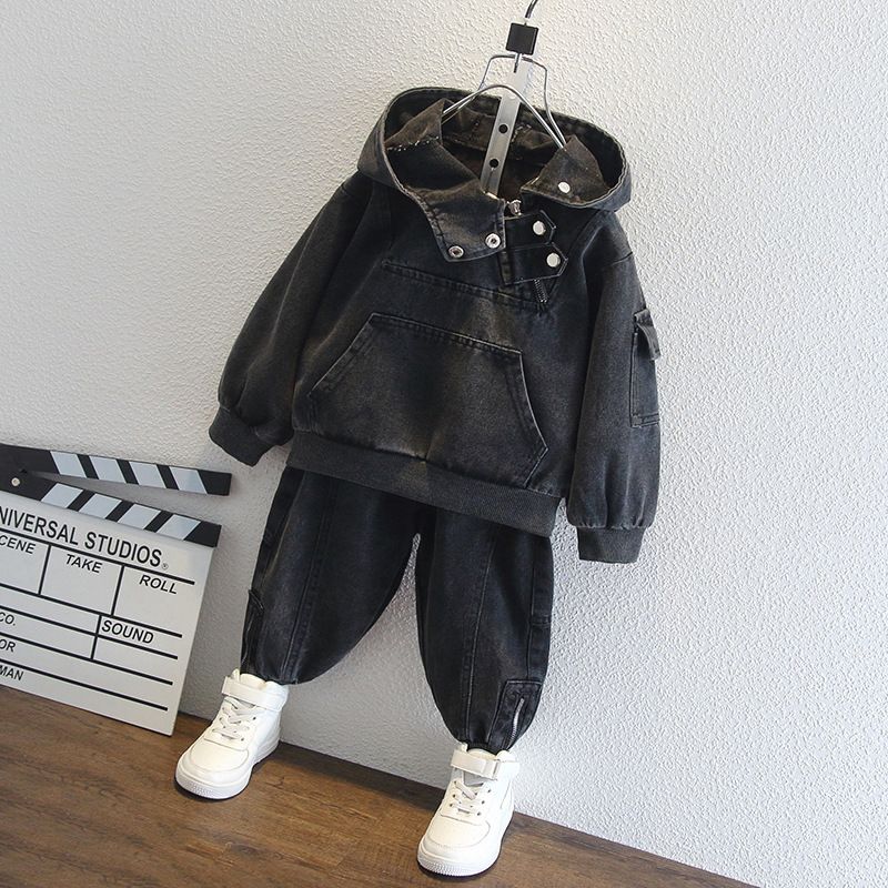 Kinderkleidung Jungen Frühling und Herbst Jeansanzüge 2024 Frühling Neue hübsche Jungen Casual Zweiteileranzüge_voghion.com