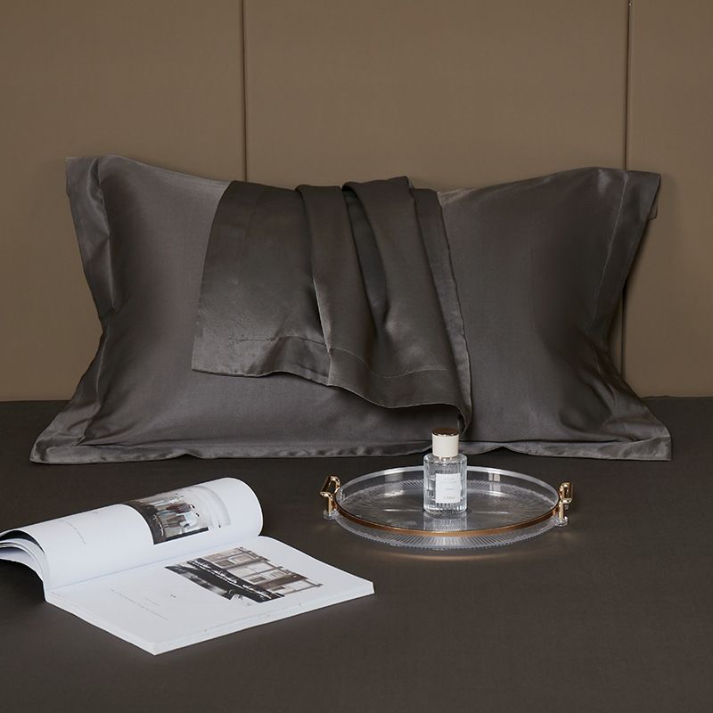 Federa in misto seta e cotone - Design con orlo largo, ultra morbido e traspirante (biancheria da letto di lusso, ipoallergenica, liscia e delicata sulla pelle, di colore puro)_voghion.com