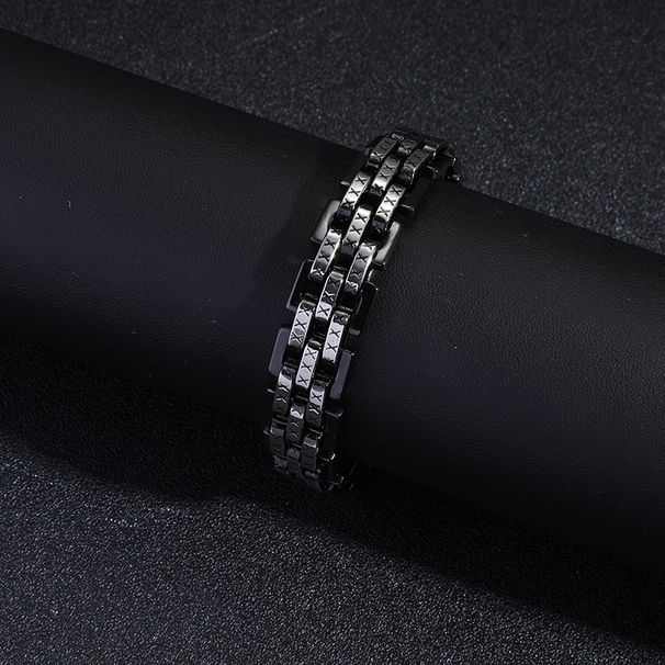 Bracciale da uomo con cinturino piatto a tre file in acciaio al titanio, modello Street Hip-Hop 2024, in vendita a prezzi accessibili_voghion.com