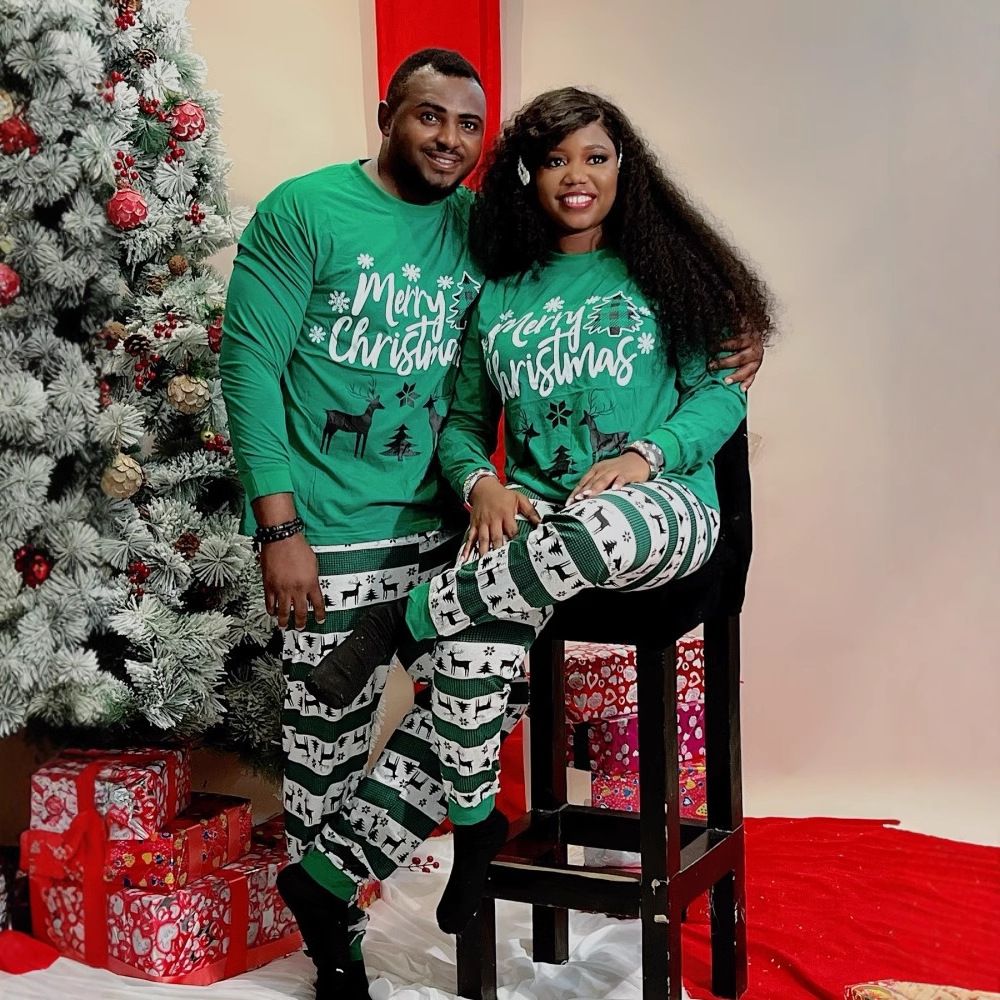 Alsóneműk és hálóruhák Karácsonyi pizsamák Karácsonyi szülő-gyermek öltözék családi öltözék Karácsonyi öltözék Karácsonyi szülő-gyermek pizsama_voghion.com