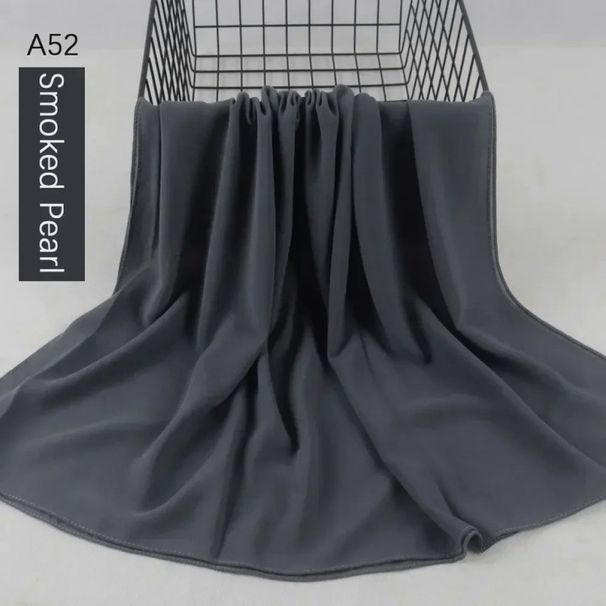 Mustvalge pärl-šifoonist mull-looriga pikk sall, mis katab pea marli salli_voghion.com