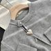 Cardigan de malha de cashmere e lã com botão em formato de coração e zíper duplo, suéter cinza estiloso para mulheres, para outono e inverno_voghion.com