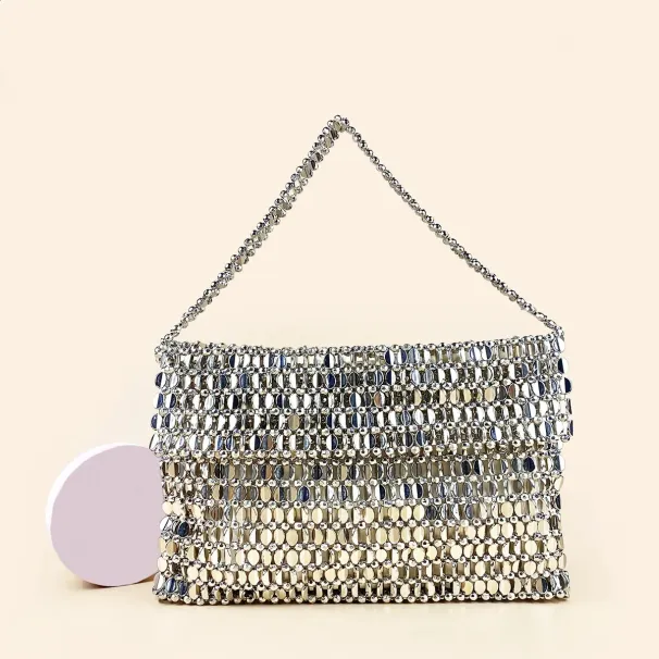 Borsa da donna piccola, alla moda e personalizzata, in metallo retrò con perline cave intrecciate, 250516_voghion.com