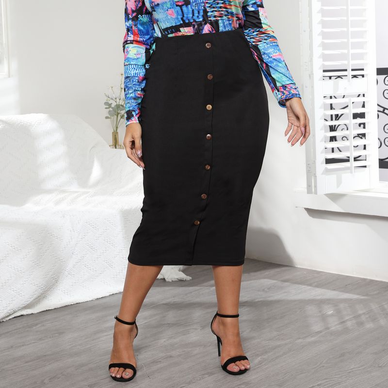 Jupe femme grande taille une rangée de boutons jupe mi-longue côtelée slim hanche_voghion.com