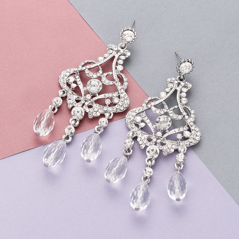 Accessori per orecchini da sposa fatti a mano con fiori di strass_voghion.com