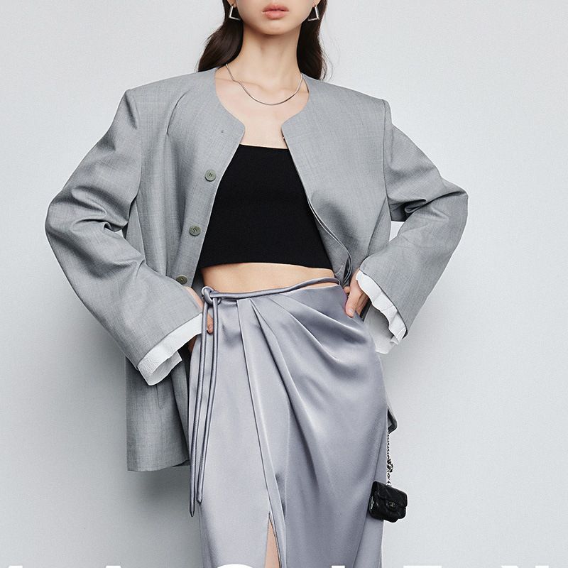 Sieviešu apģērbi ar sānu satīna apzeltītu pārklājumu, apaļu virvi, peldoši kroku svārki, plāni sieviešu vasaras_voghion.com