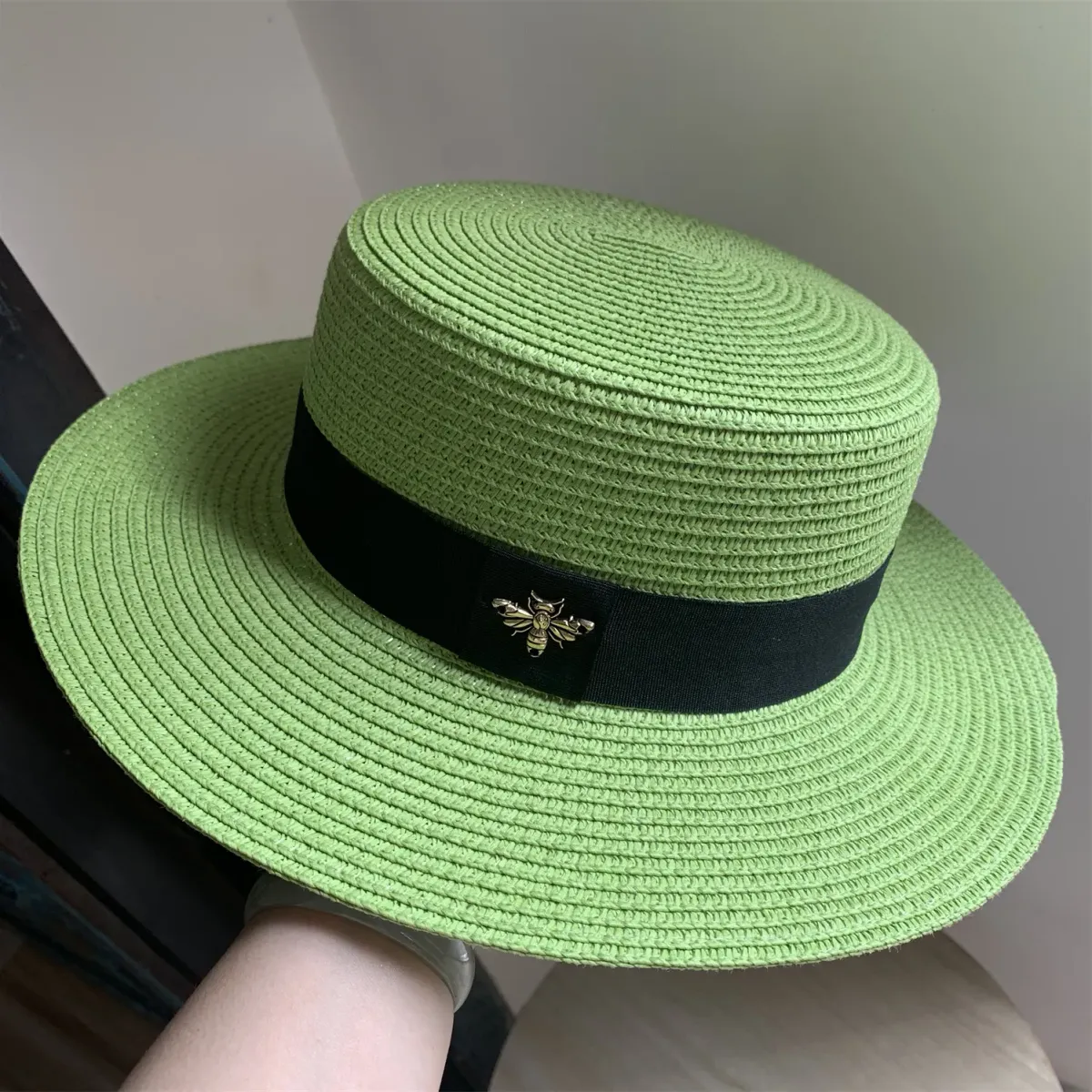 Yaz erkek ve kadın siyah geniş kenarlı düz üst vizör küçük arı koruma tatil plaj çok yönlü güneş hasır şapka_voghion.com